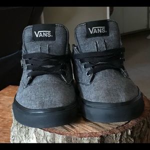 VANS 7.5 Mens. Lightly used Black Houndstooth. HTF